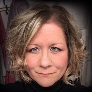 Meet your Posher, Lynette